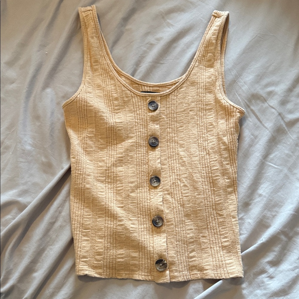 Sleeveless Yellow Button-Front Ribbed Tank Top